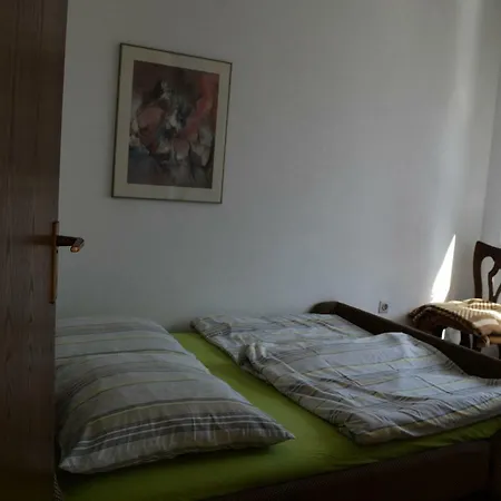 Bibinje Apartment ביבינייה