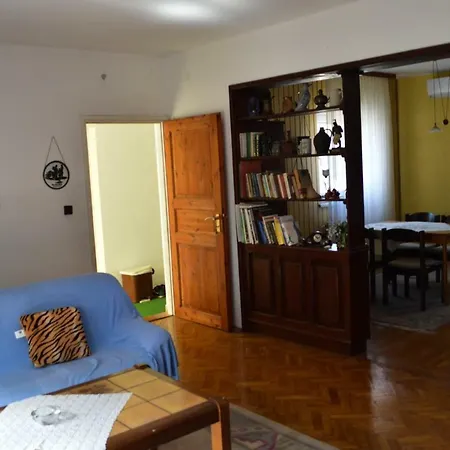 Bibinje Apartment בית נופש *