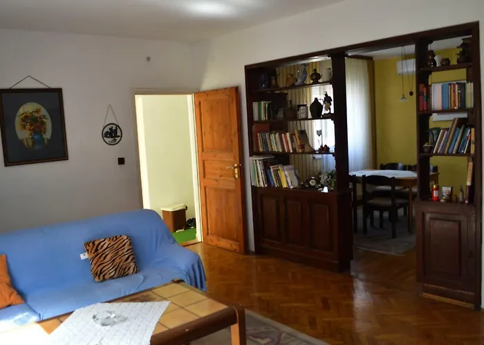 Bibinje Apartment 펜션 *